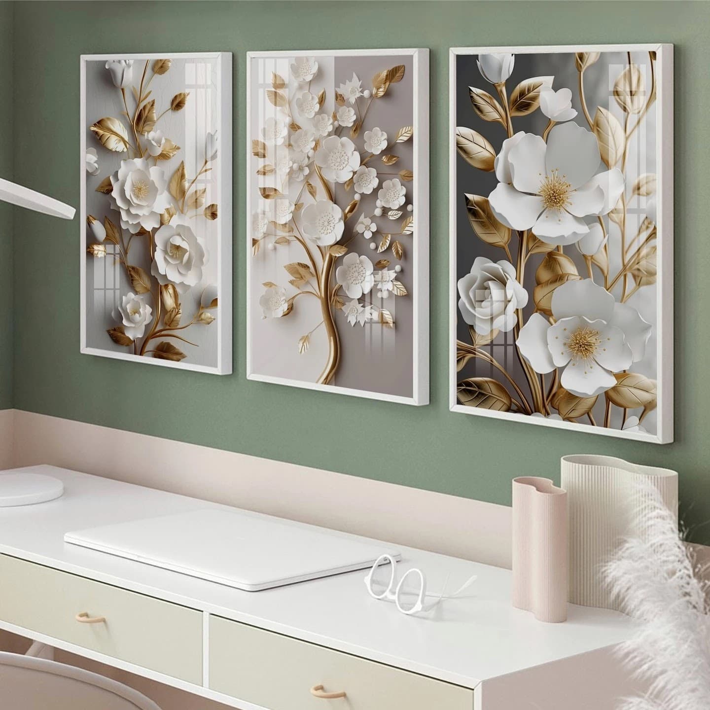 Trio de Quadros Flores Brancas Etéreas