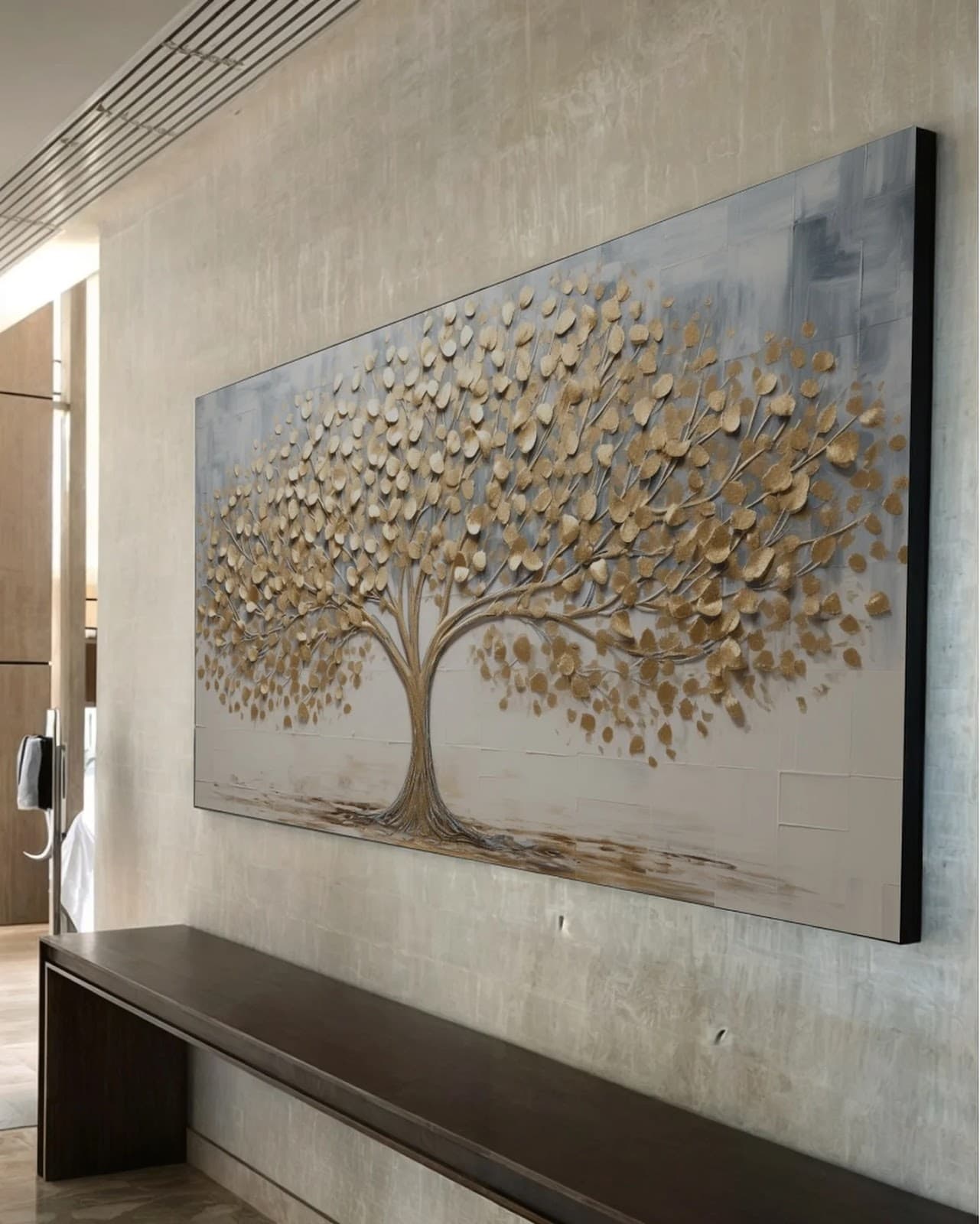 Quadro Árvore de Luz Dourada no Escuro