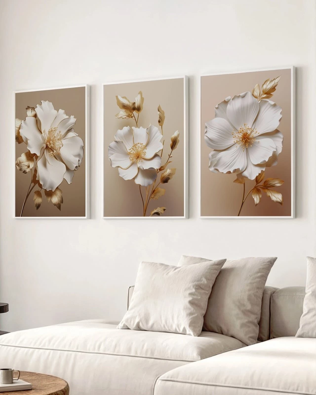 Trio de Quadros Flores Brancas em Tons Azuis